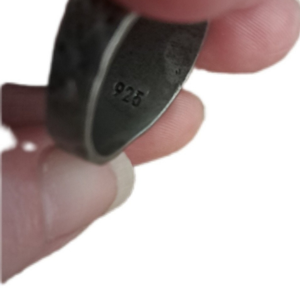 Skull ring - Picture 2 of 3